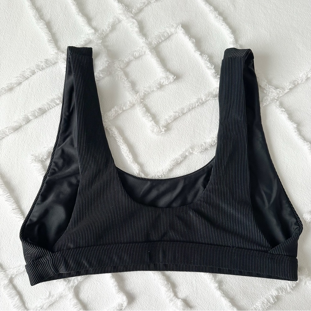 Beach Riot black Peyton bikini top - Picture 4 of 5